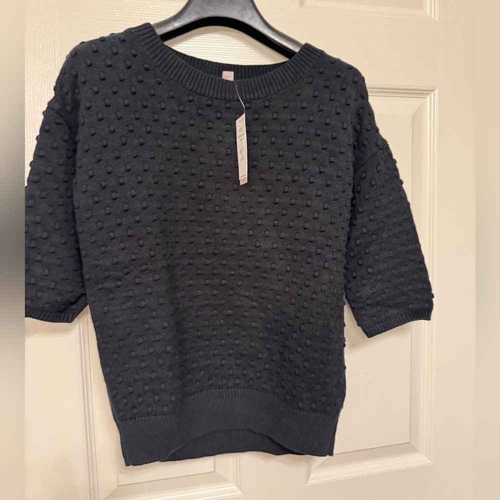 Banana Republic Chic textured in soft Black Knit Sweater